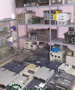 Chuyên mua bán biến tần, PLC, Servo cũ, hỏng giá rẻ nhất