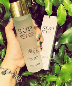 Nước thần Secret Key