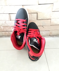 Giày thể thao đi chơi đi du lịch nam nữ