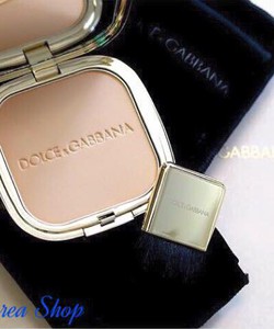 Chuyên bỏ sỉ bỏ lẻ phấn nén Dolce Gabbane made nhật