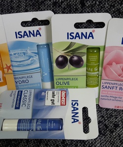 Hàng Đức xách tay Dưỡng môi Isana, Bebe, Labello ... đón đông