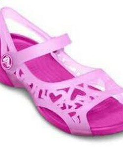 Giày Crocs cho bé gái cực yêu