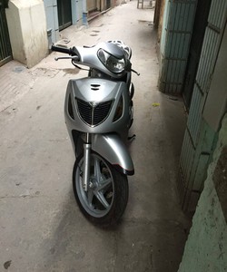 Bán xe SH 150 . màu ghi.xe nhập ý nguyên chiếc . biển 29.