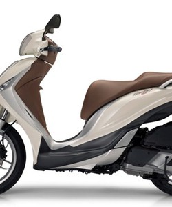 Piaggio medley xe tay ga trang bị nhiều công nghệ mới nhất 2016