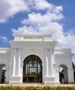 Tôi Chuyên bán căn hộ royal city vị trí đẹp cắt lỗ giá rẻ nhất thị trường