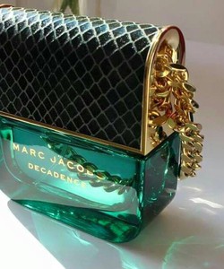 Nước hoa xách tay Pháp :