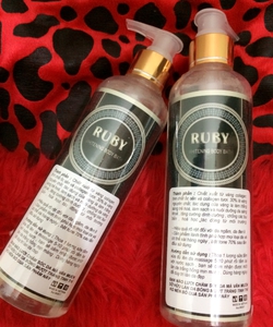 Sữa tắm trắng hút sắc tố White Bath RUBY
