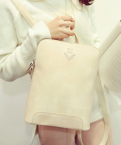 Ba lô da chữ nhật đa năng trắng tinh tế, trang nhã