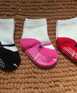 Tất giả giày cho bé gái
