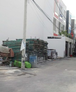 Đất hai mặt tiền ngay chân cầu Bình Lợi DT 85m2 giá 2.8 tỷ