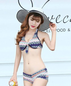 Váy, bikini giá rẻ