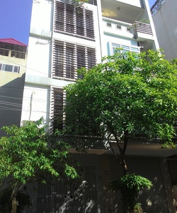 Bán gấp nhà 5 tầng đẹp khu đô thị Ngô Thì Nhậm, Hà Đông.