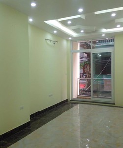 Cho thuê Phòng 30m2, nhà 5 tầng mới xây, tiện nghi đầy đủ, gần Xã Đàn