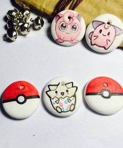 Dây chuyền gốm Bát Tràng vẽ hình theo yêu cầu