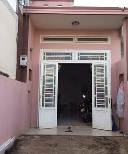 Cần bán 1 nhà cấp 4 tại ngã tư Hoàng Hoa Thám Nơ Trang Guh BMT DakLak