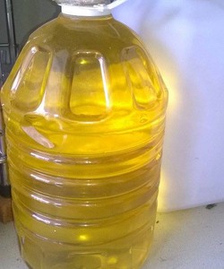 Dầu đậu phộng nguyên chất