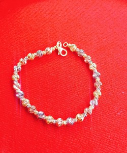 Trang sức vàng cao cấp tại Vàng Bạc Sánh Ghi. Ưu đãi giảm 5% cho các hóa đơn tháng 12.2016