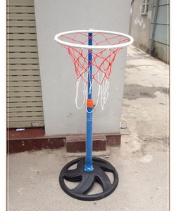 Cột ném bóng rổ có điều chỉnh đọ cao