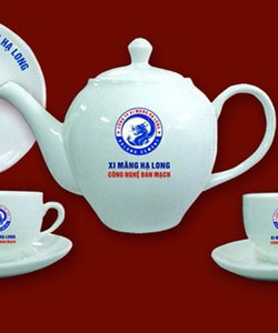 Ấm chén sứ bát tràng in logo giá rẻ tại nghệ an