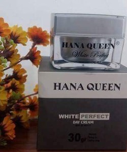 Dễ dàng để có được làn da trắng sáng với HANA QUEEN