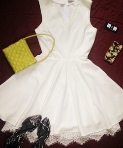 Đầm xòe công sở màu trắng thiết kế White Dress