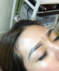 Phun xăm thẫm mỹ: