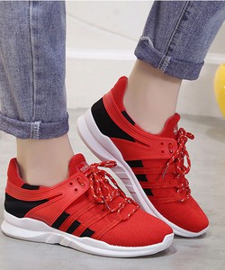 Bán giày Sneaker giá rẻ tại Cầu Giấy