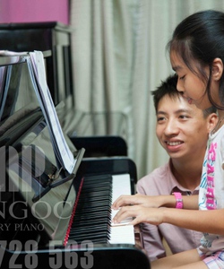 Dạy Piano uy tín tại quận 11, quận Bình Thạnh giá 400k/tháng