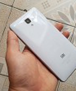 Xiaomi mi4 Ram 2GB màu trắng 99% 