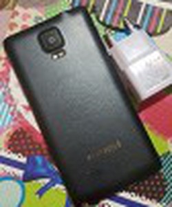 Samsung Galaxy Note 4 32 GB Đen bóng - Jet black
