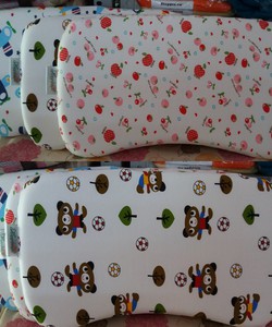 Gối cao su non cho bé