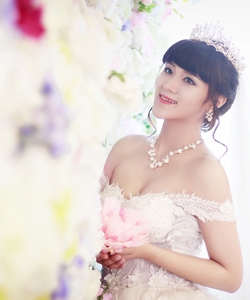 Trang điểm tận nhà chỉ từ 200k