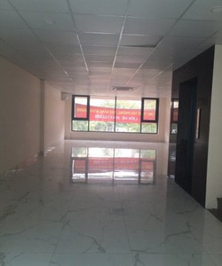 Cho thuê văn phòng Trần Thái Tông t diện tích 90m2 giá 30 tr/đ.