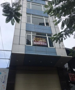 Cho thuê văn phòng 5 tầng mặt đường Võ Chí Công, Tây Hồ diện tích 120m2, giá thuê: 30 40 tr/tháng.
