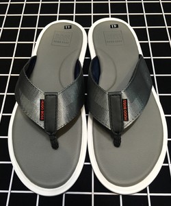 Dép nam trẻ trung