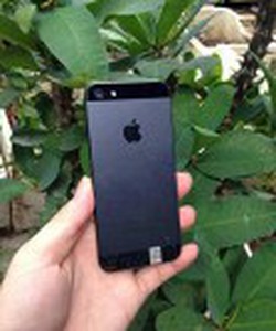 Cần bán IPhone 5 Lock 16gb Đen