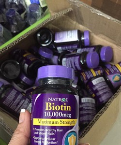 Hộp Natrol Biotin 100 Viên chống rụng tóc, gãy móng và trị mụn