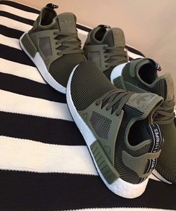 Kho Giày thể thao rẻ nhất HN. Giầy thể thao Adidas NMD 10 màu full sz nam nữ, giảm 30% so với giá thị trường. Hàng sẵn