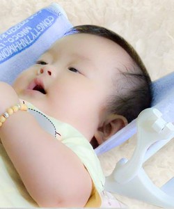 Giảm 96% nguy cơ méo đầu ở trẻ sơ sinh