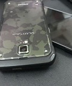 Samsung Galaxy S5 Active Chống bụi , nước , Va đâp
