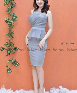 Đầm body cổ tròn