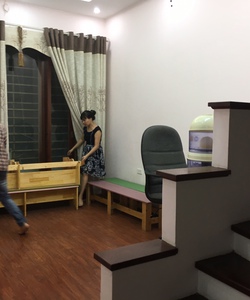 Tầng 1 làm văn phòng 40m2 ngõ 16 Phan Văn Trường,Cầu Giấy,HN