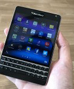 Điện thoại BlackBerry Passport AT T