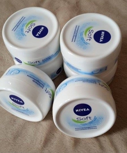 Kem dưỡng ẩm chống nẻ NIVEA SOFT hàng Đức