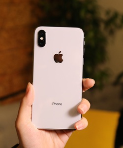 Iphone x 256gb mau trang bản quốc tế, giá 19tr5 hang tgdd