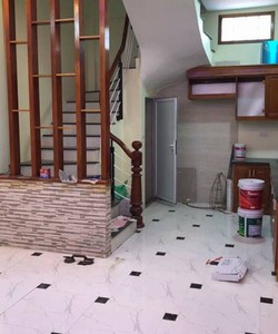 Bán nhà lô góc phố Cát Linh, Đống Đa, 40m2, 4 tầng, MT 14m.