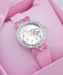 Bingbong shop chuyên bán các loại đồng hồ cho bé gái