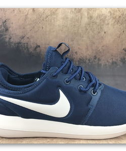 Nike roshe run two 844656 101 navy white