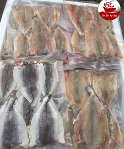 Cá đù sau khi xẻ, phơi khô một nắng thì thịt cá có vị ngọt dịu