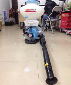 Máy xạ phân đa năng phun dạng hạt, bột, nước